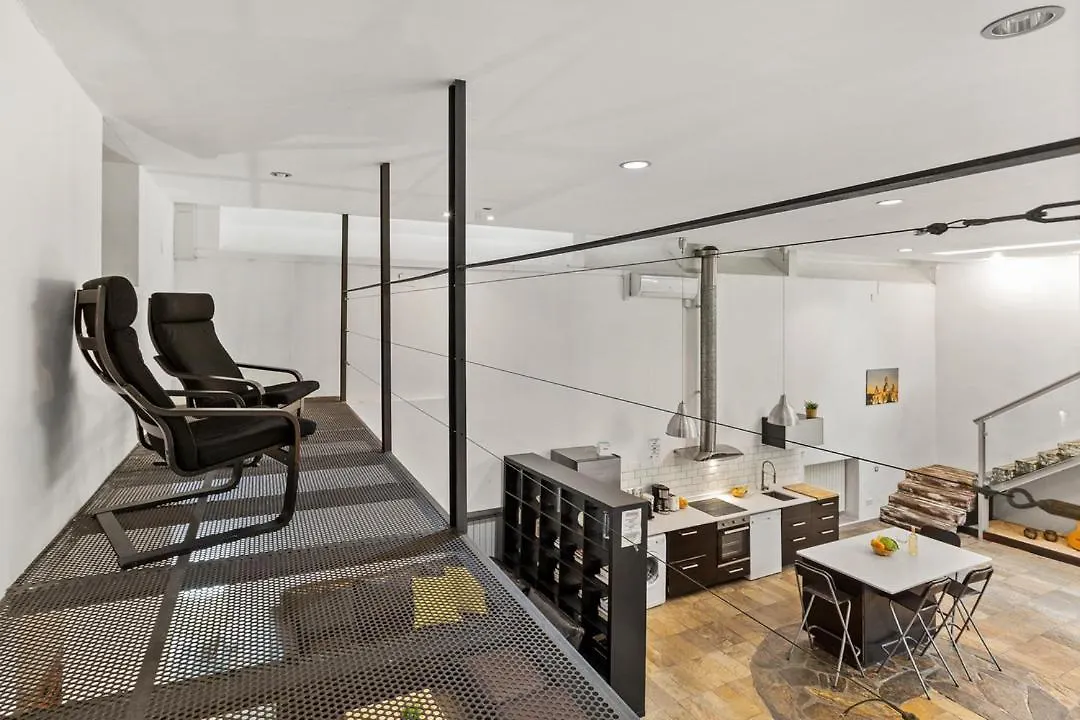 Fabulous & Unforgettable Hotel Barcelona 0*,